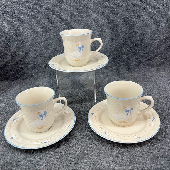 Aunt Rhody Blue Bow Country Goose Cup & Saucer Set of 3 Tienshan Stoneware - Picture 2 of 11